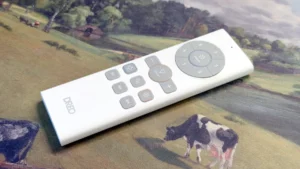 rf-rebel-engineer-hacks-dreo-ceiling-fan-for-local-smart-home-control-bypassing-cloud-dependency