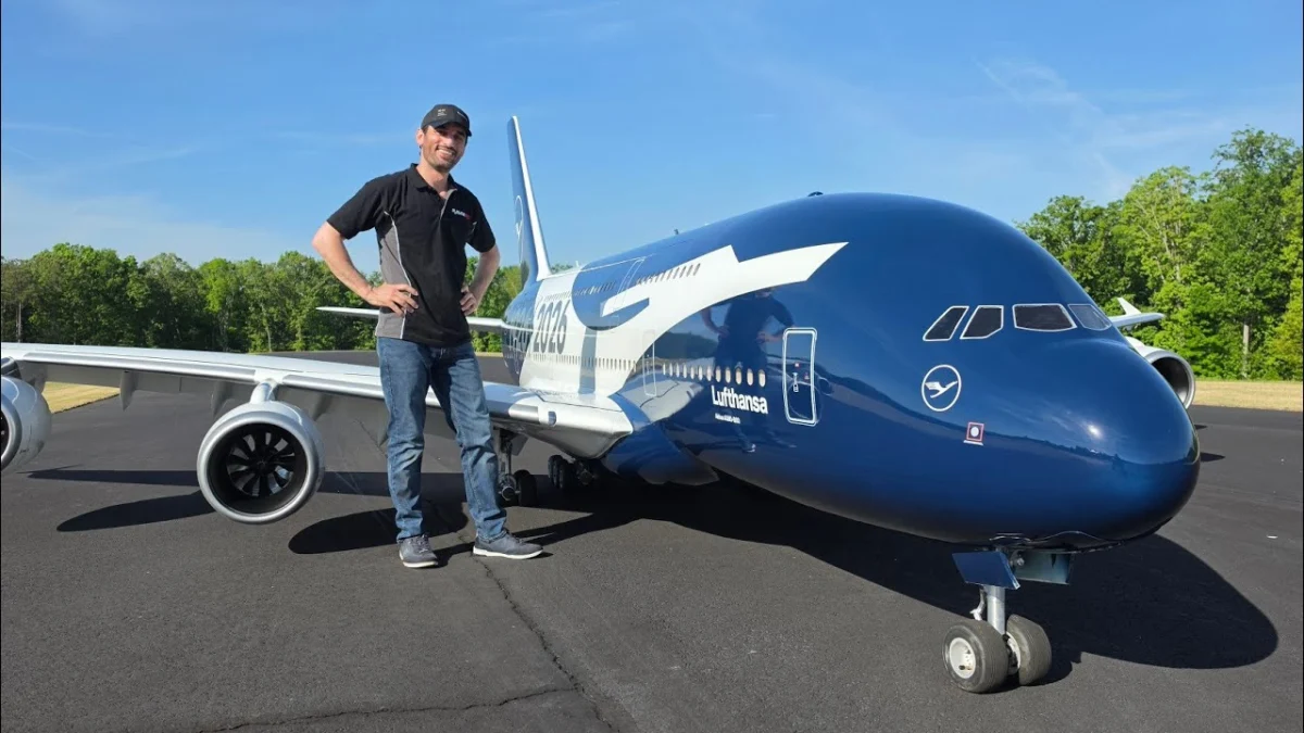 the-apex-of-avian-artistry-ramy-rc-unveils-the-worlds-largest-remote-controlled-airbus-a380