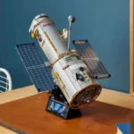 beyond-the-atmosphere-lego-launches-new-hubble-space-telescope-icons-set