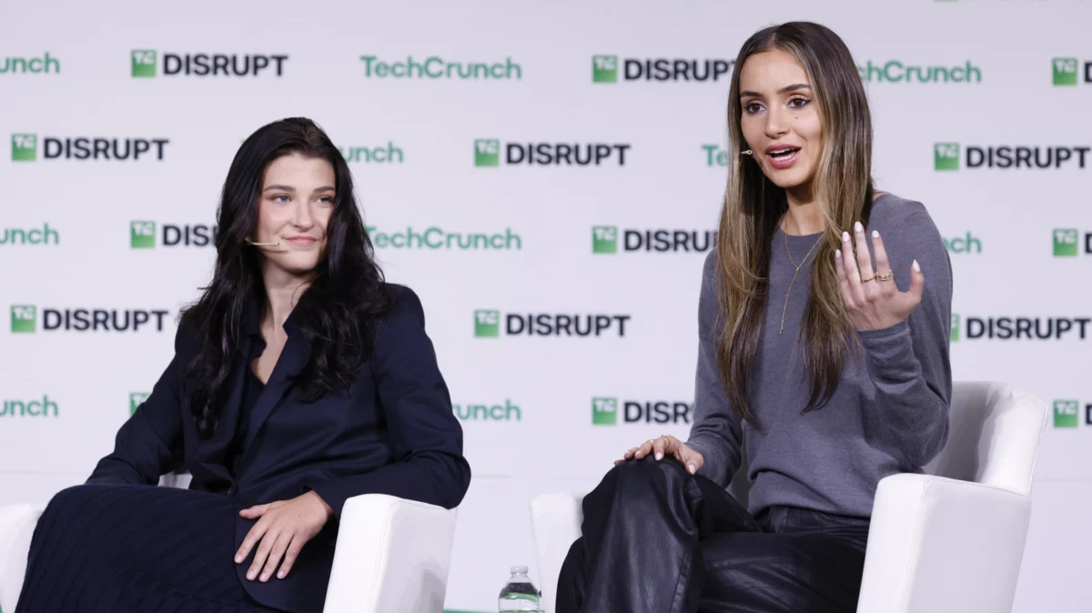 phia-under-fire-ai-shopping-app-co-founded-by-phoebe-gates-accused-of-cookie-stuffing