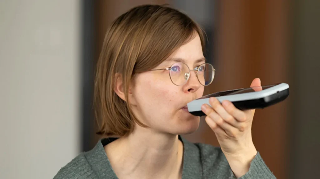 precision-metabolism-new-handheld-breathalyzer-revolutionizes-fat-burning-tracking