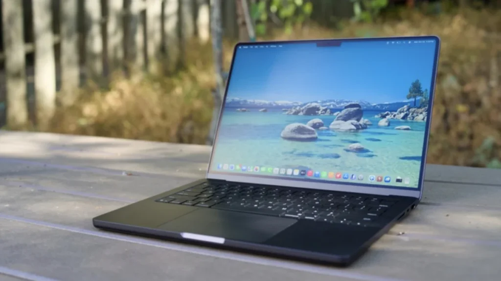 the-apple-spring-offensive-a-deep-dive-into-the-2027-hardware-roadmap