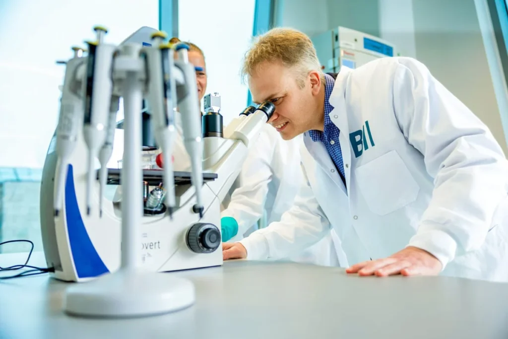 the-digital-frontier-how-virtual-cell-models-are-rewriting-the-rules-of-drug-discovery