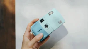 the-kodak-ec35-retos-strategy-to-revitalize-analog-photography-for-the-digital-generation