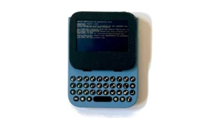 the-20-linux-handheld-how-a-budget-4g-hotspot-is-redefining-diy-computing