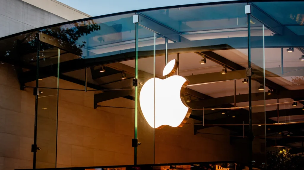 the-human-firewall-inside-apples-new-impersonation-risk-detection-security-feature