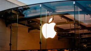 the-human-firewall-inside-apples-new-impersonation-risk-detection-security-feature