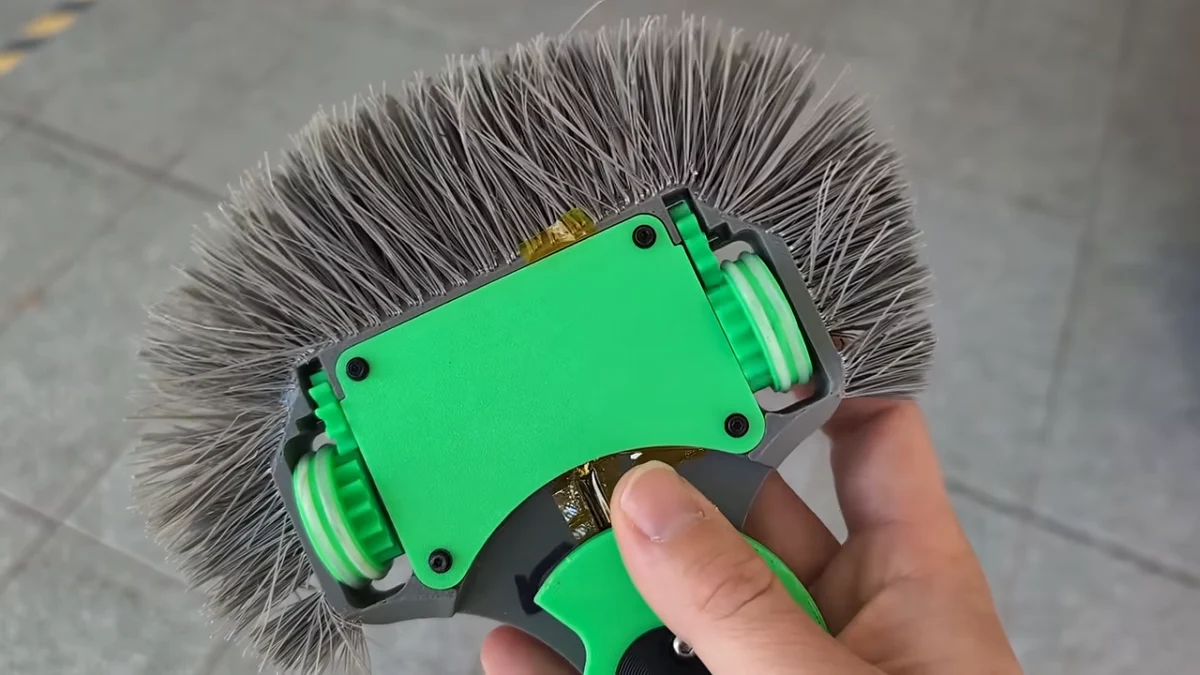 the-hairy-vanguard-reimagining-combat-robotics-armor-through-3d-printed-bristles